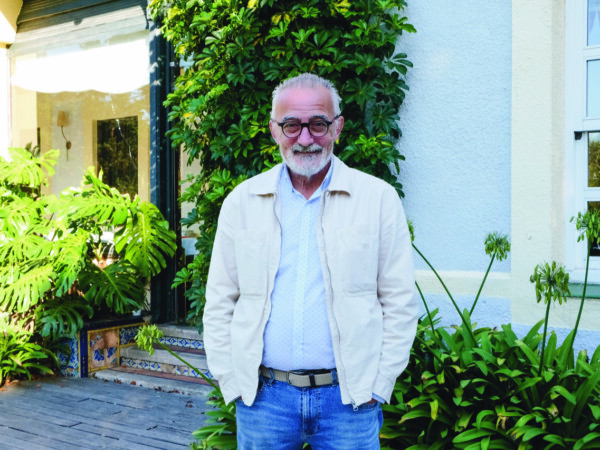 Alfonso Fraile · Profesor-jefe De Sala Del Hotel-escuela Las Carolinas